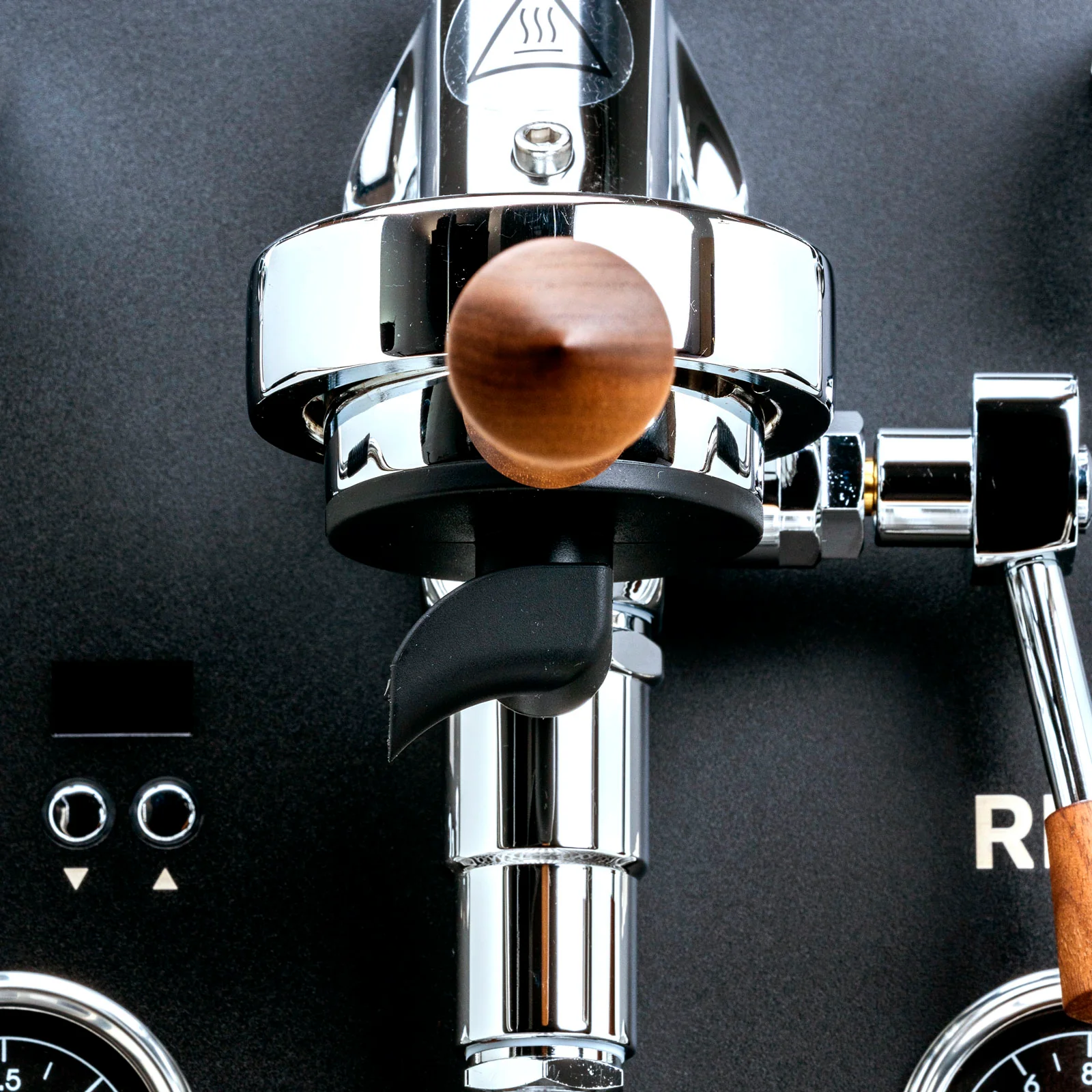 Profitec-Ride-Black-Walnut-Detail-Espresso-Machine-KO-by-Clive-Coffee-08.webp