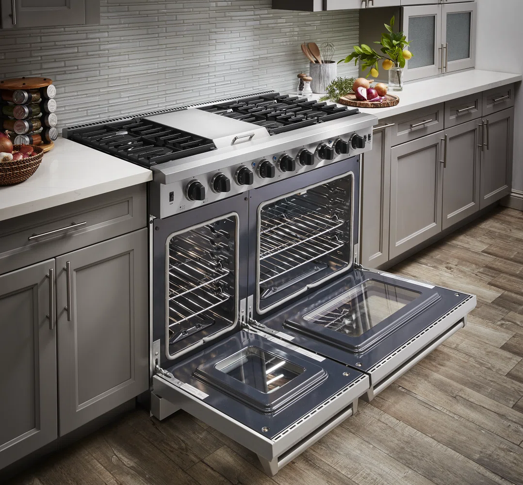 ThorKitchen48_4.6CubicFeetSmartLiquidPropaneFreeStandingRangewith6Burners-1.webp